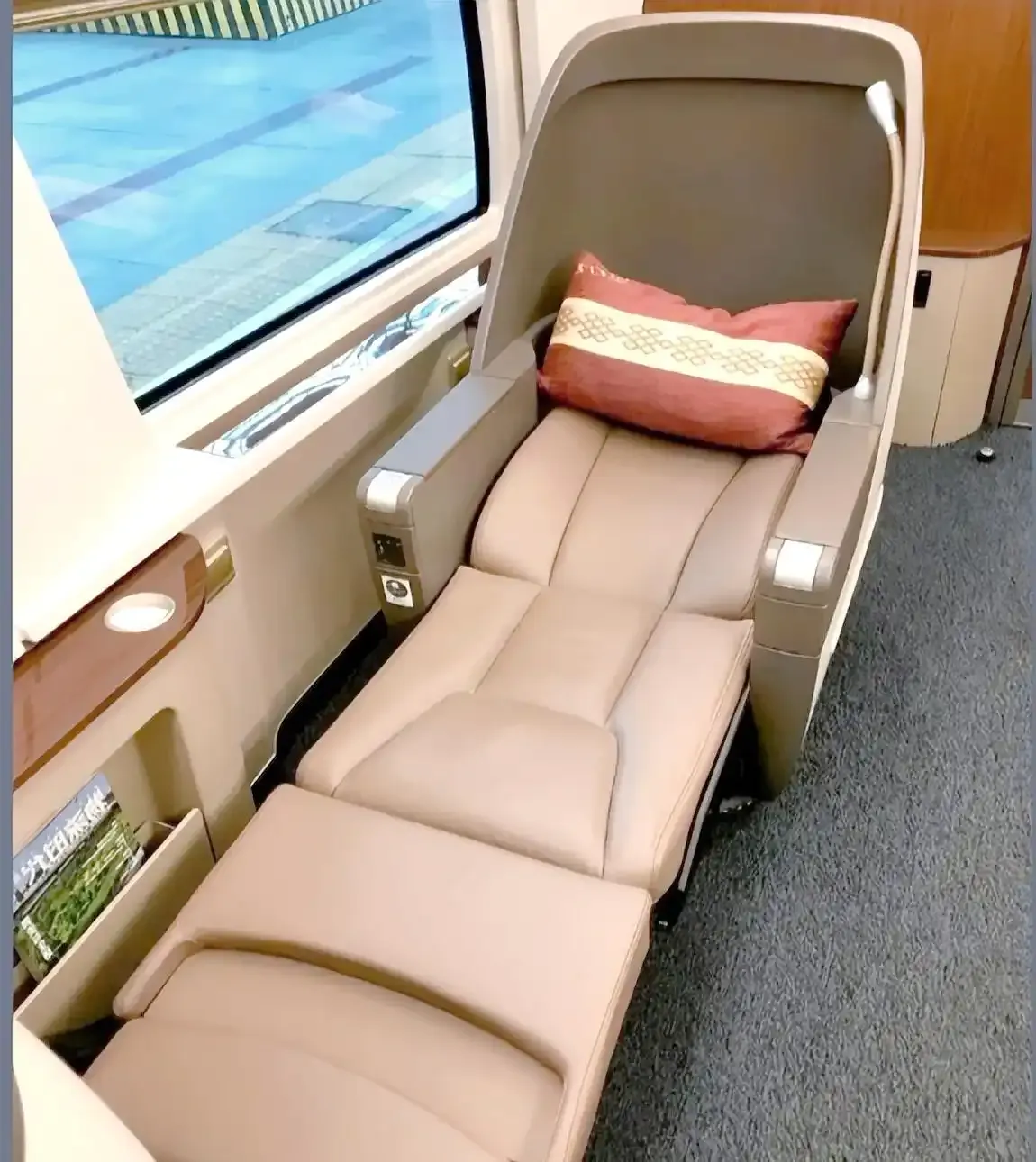 Business Class Seat Fully Flat Position